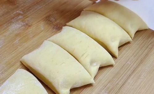 康县抖音网红二饼吃瓜,揭秘网络红人幕后生活